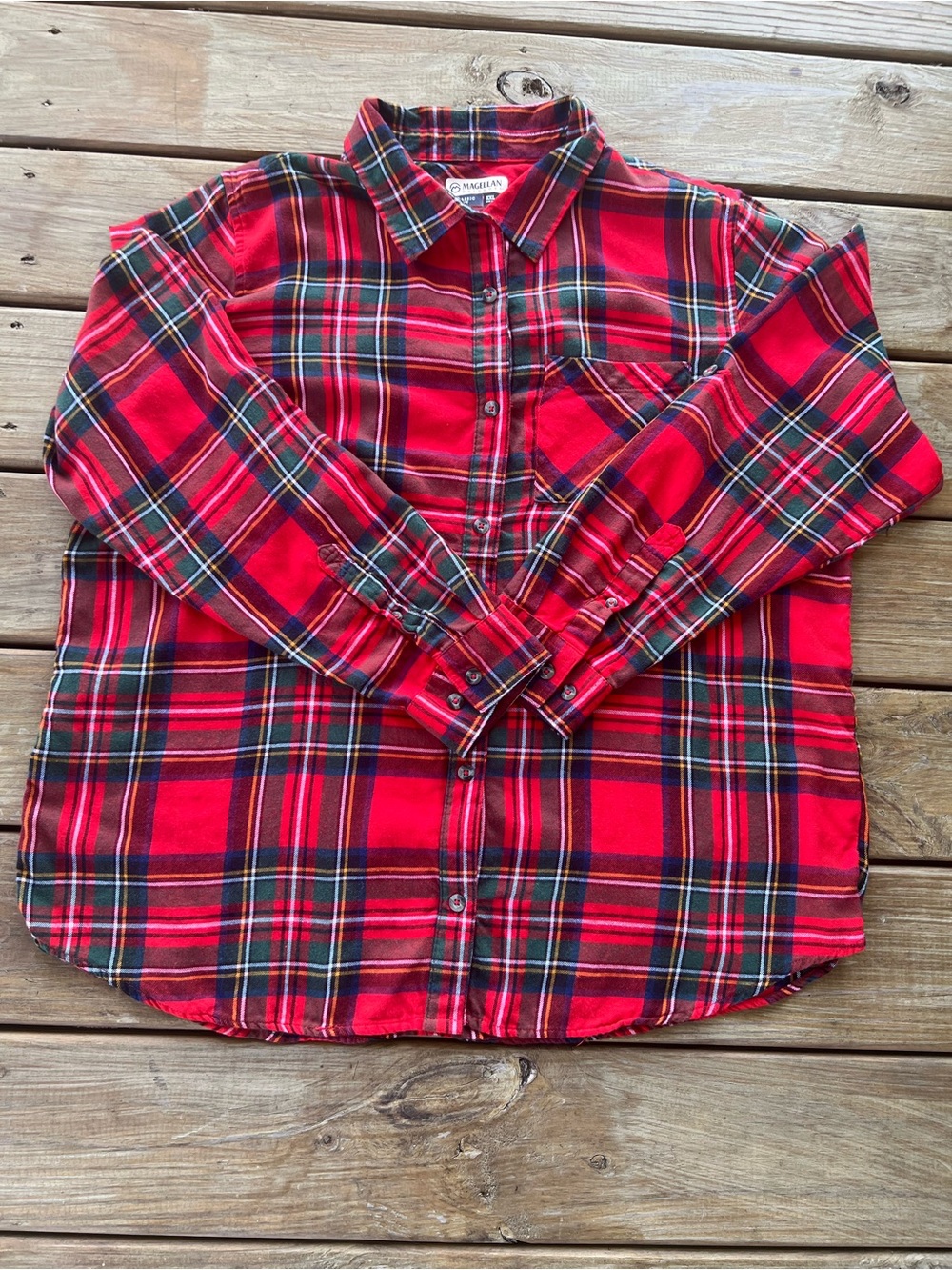 Magellan Outdoors XXL Red Plaid Roll-Tab Flannel Shirt